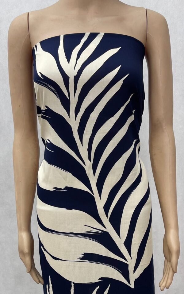 Minimalist Bold Leaf Print 45s Yarn 100% Rayon Fabric Sustainable Clothing Material HL-491800