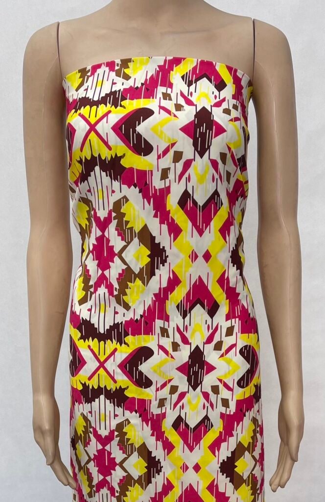 HL-P237 Polyester Broken Twill Printed Fabric - Image 3