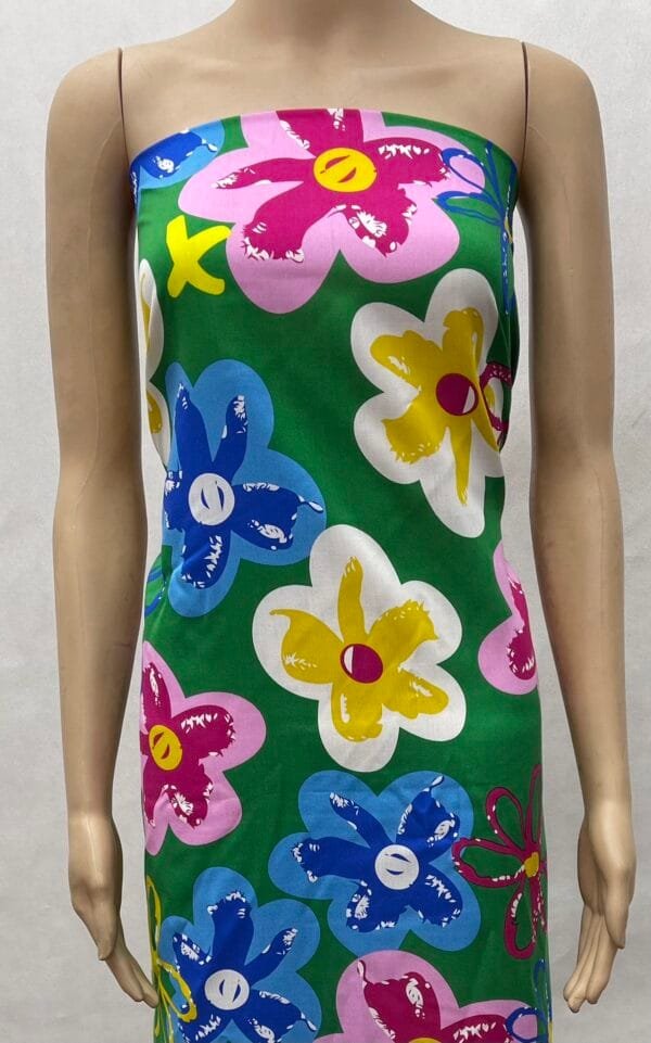 Playful Flower Print 45s Yarn 100% Rayon fabric