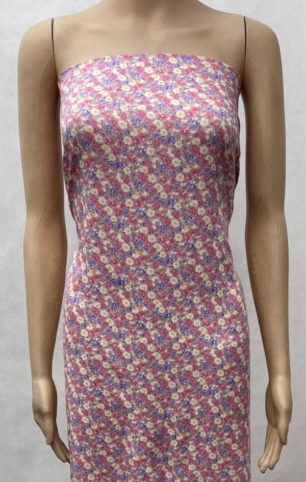 Micro Floral Print 45s Yarn 100% Rayon Fabric HL-491733